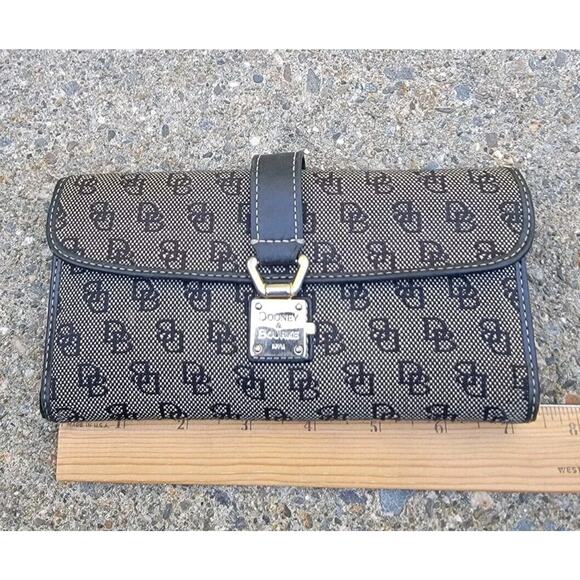 Vintage Dooney & Bourke Signature Checkbook Wallet Lock Key CANVAS Black READ - Picture 10 of 11